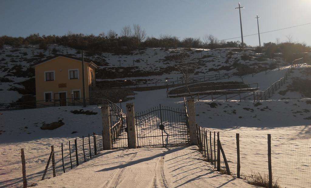 Azienda Agrituristica La Casetta Del Pollino Mormanno Eksteriør billede